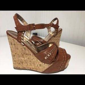 Soda nude wedge size 7